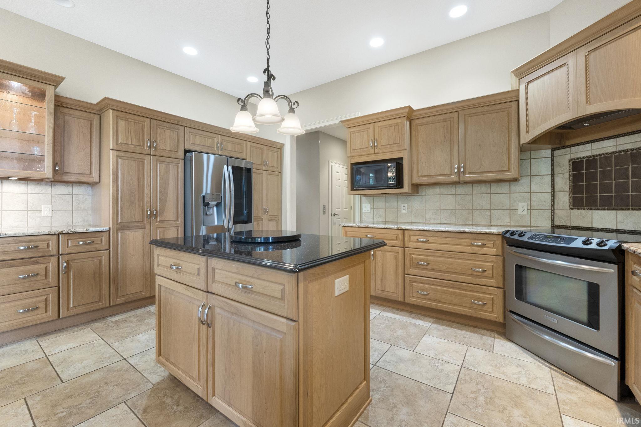 Fort Wayne, Indiana, 46845, United States, 3 Bedrooms Bedrooms, ,4 BathroomsBathrooms,Residential,For Sale,1908005