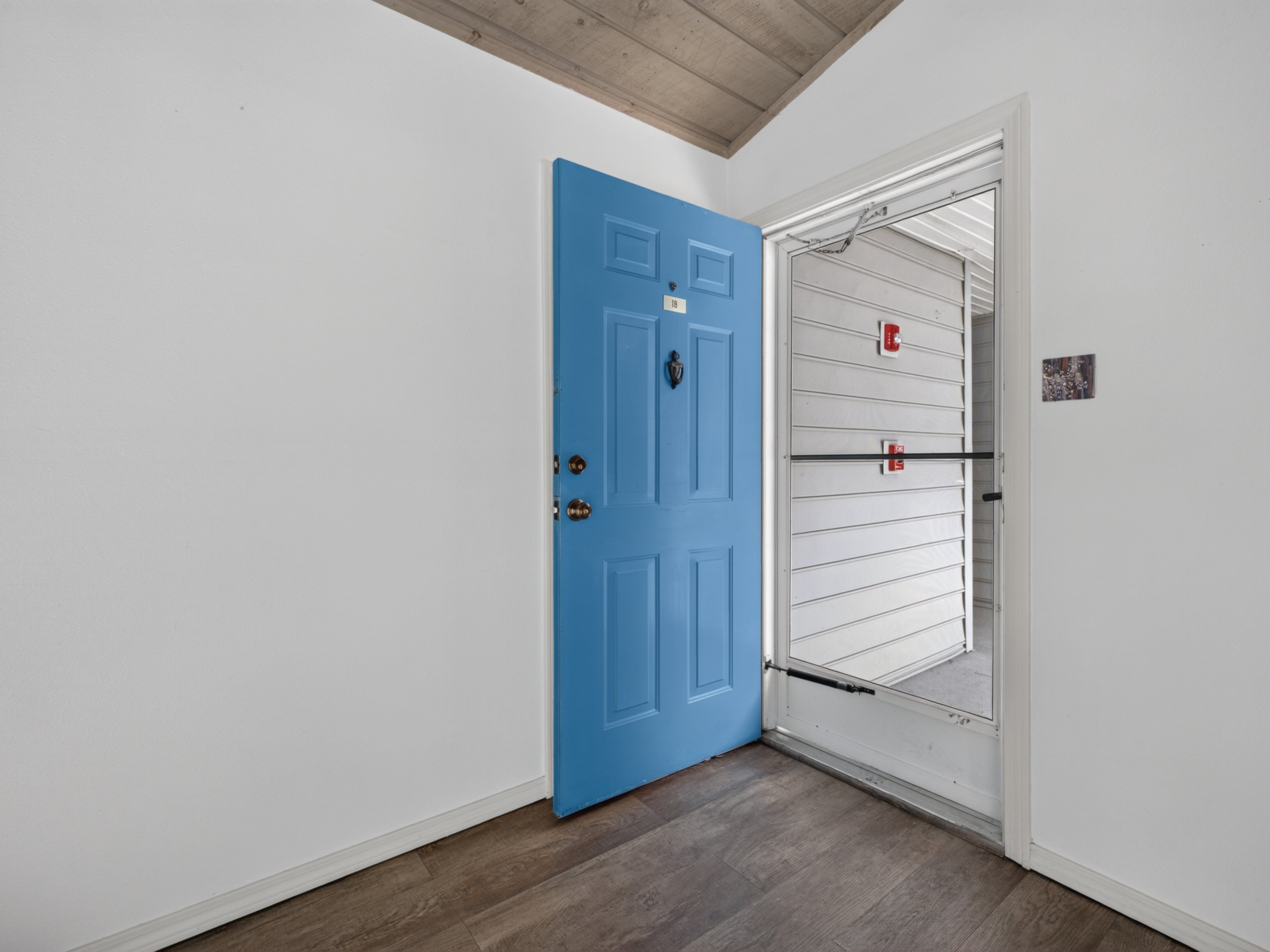 Your peaceful one-bedroom condo in The Hollow awaits. - 物件實景