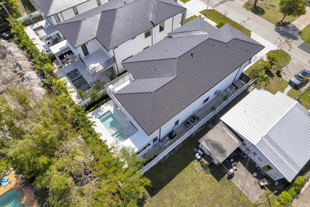 Delray Beach, Florida, 33444, United States, 4 Bedrooms Bedrooms, ,5 BathroomsBathrooms,Residential,For Sale,1974503