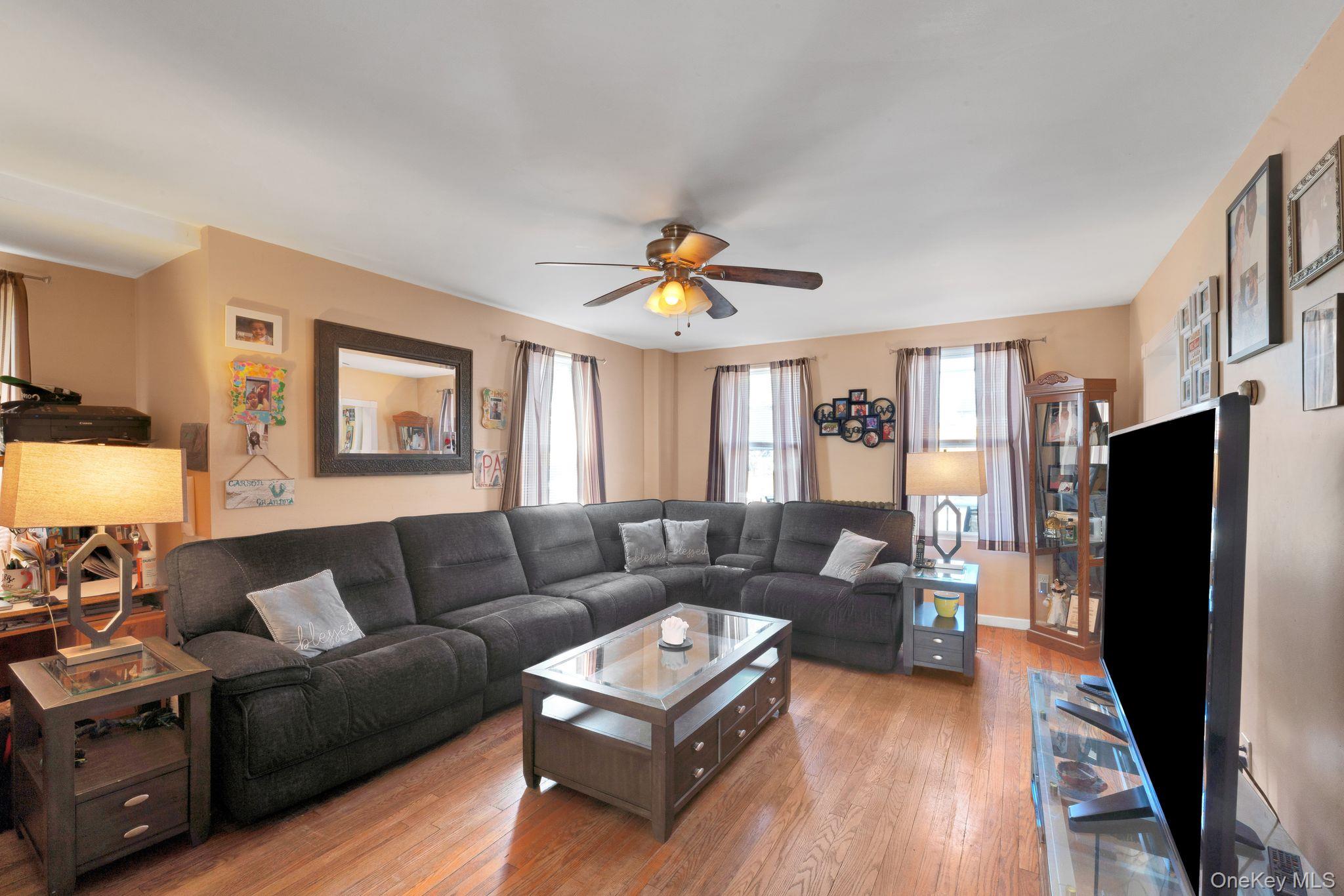 Beacon, New York, 12508, United States, 2 Bedrooms Bedrooms, ,1 BathroomBathrooms,Residential,For Sale,1743242