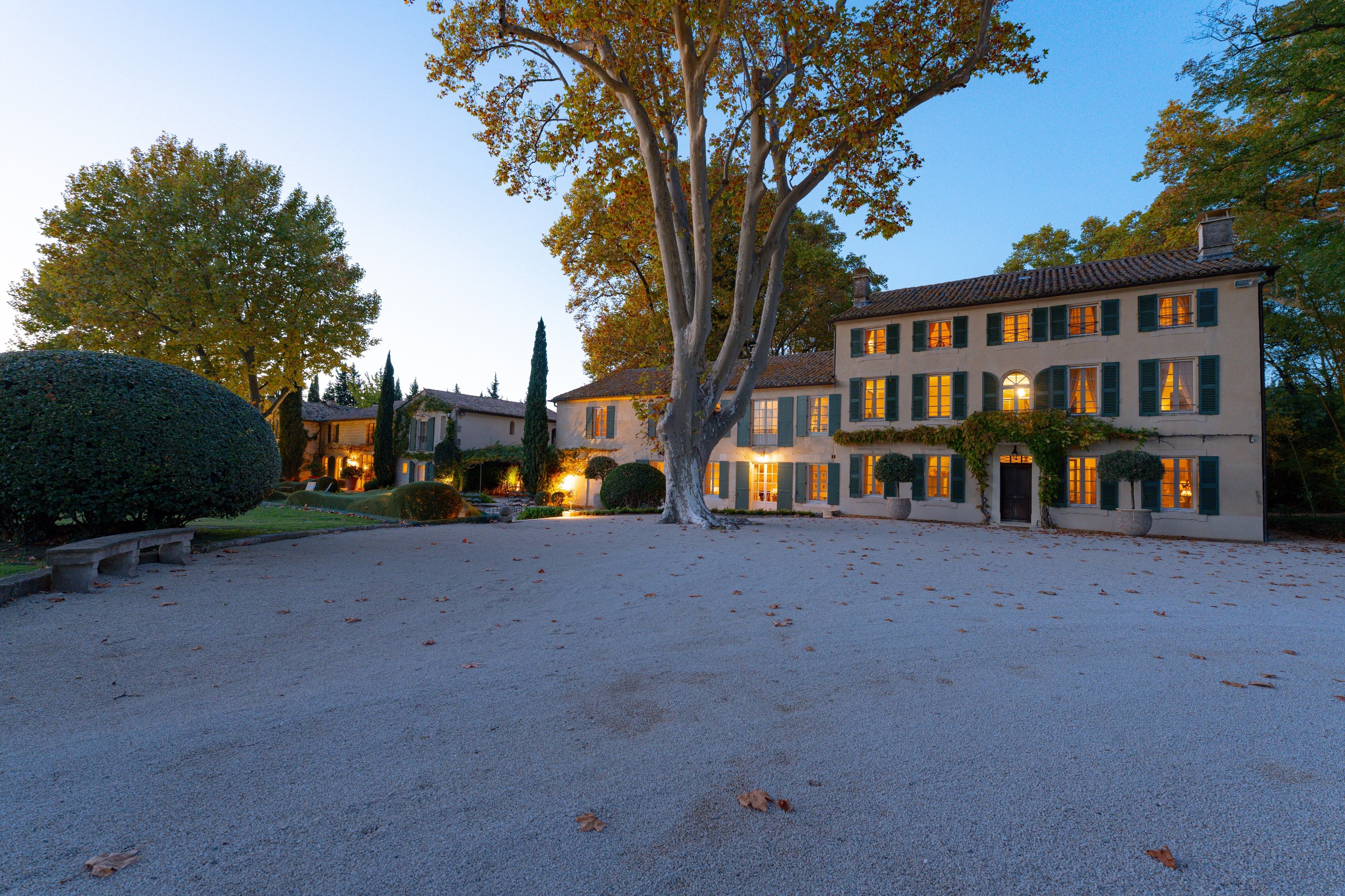  Exceptional family estate in Saint-Rémy-de-Provence - 物件實景
