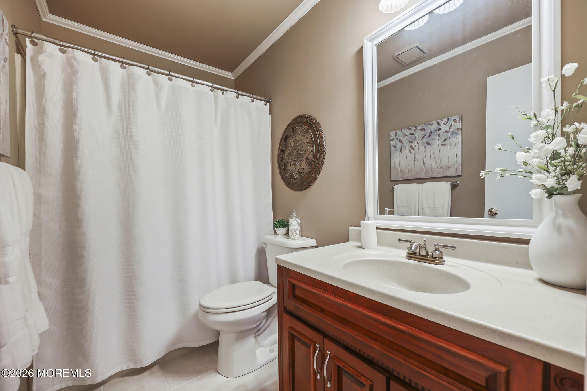 Howell, New Jersey, 07731, United States, 5 Bedrooms Bedrooms, ,3 BathroomsBathrooms,Residential,For Sale,2015351