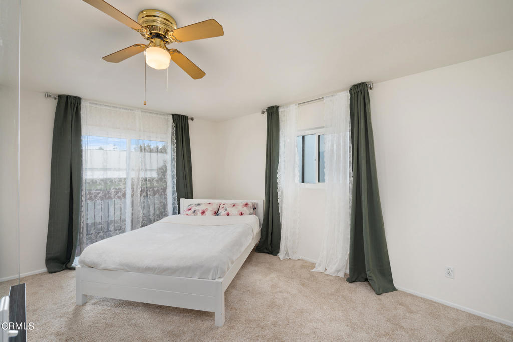 15322 Weddington Street #3, Sherman Oaks, California, 91411, United States, 2 Bedrooms Bedrooms, ,2 BathroomsBathrooms,Residential,For Sale,15322 Weddington Street #3,1621498