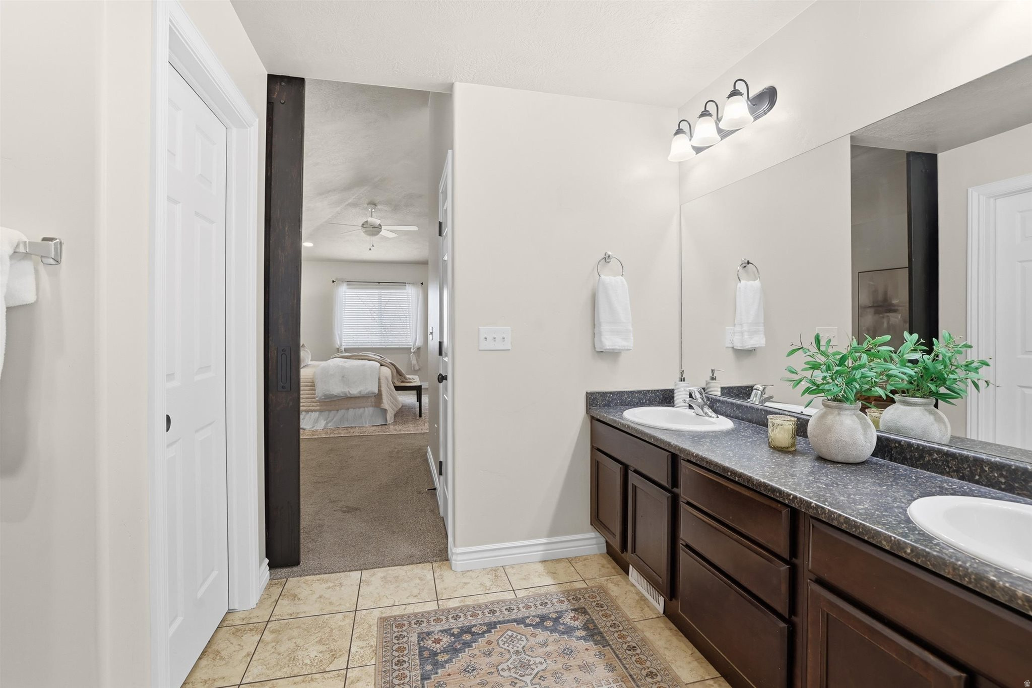 Woods Cross, Utah, 84087, United States, 6 Bedrooms Bedrooms, ,3 BathroomsBathrooms,Residential,For Sale,2002184