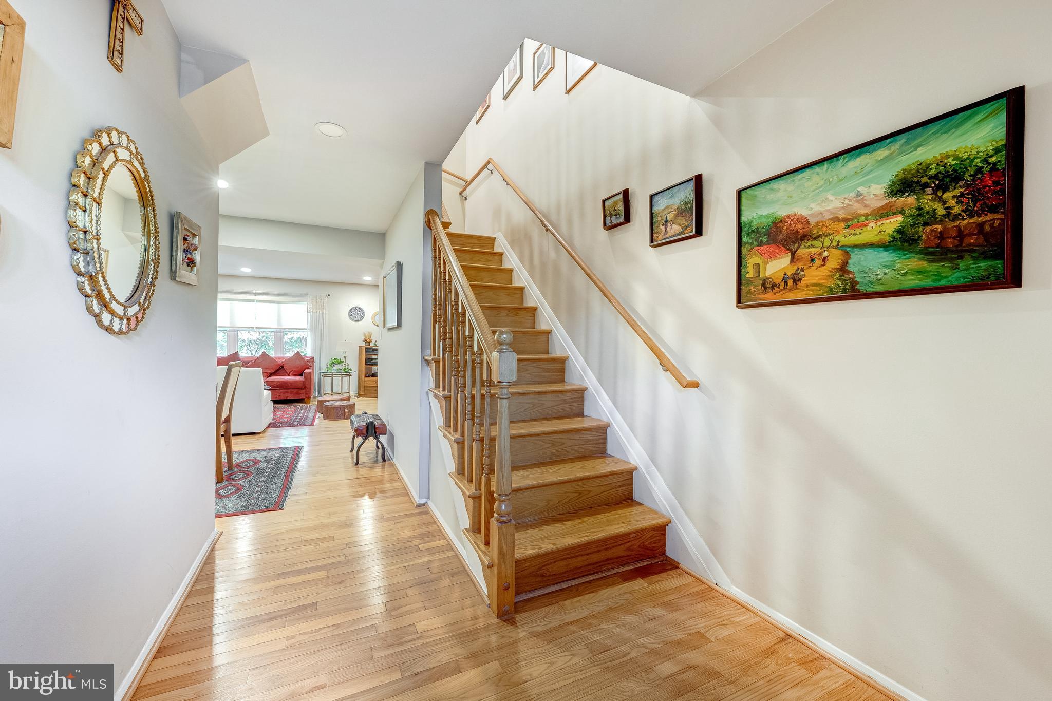 Springfield, Virginia, 22152, United States, 3 Bedrooms Bedrooms, ,3 BathroomsBathrooms,Residential,For Sale,2005314