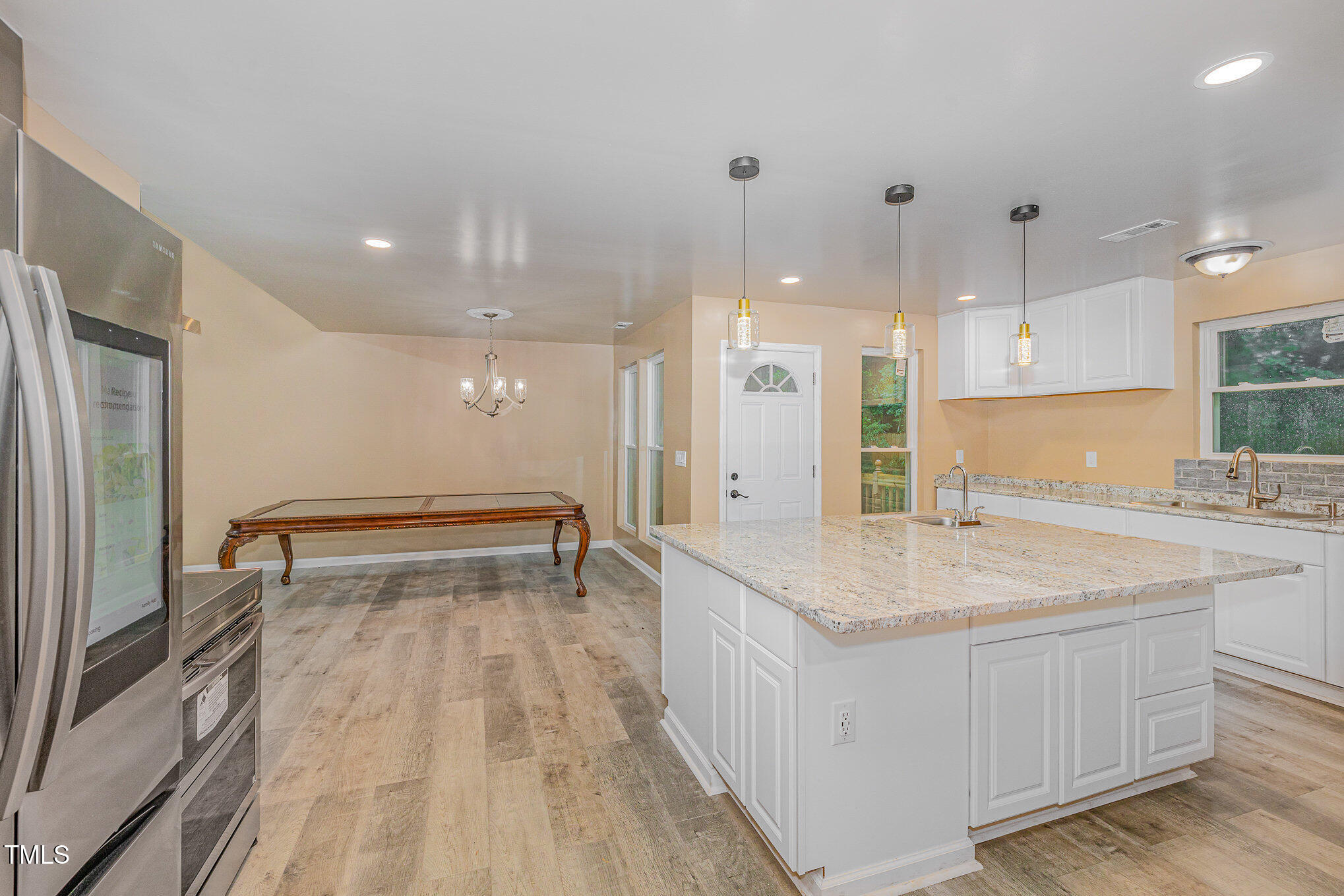 Fuquay Varina, North Carolina, 27526, United States, 3 Bedrooms Bedrooms, ,2 BathroomsBathrooms,Residential,For Sale,1978991