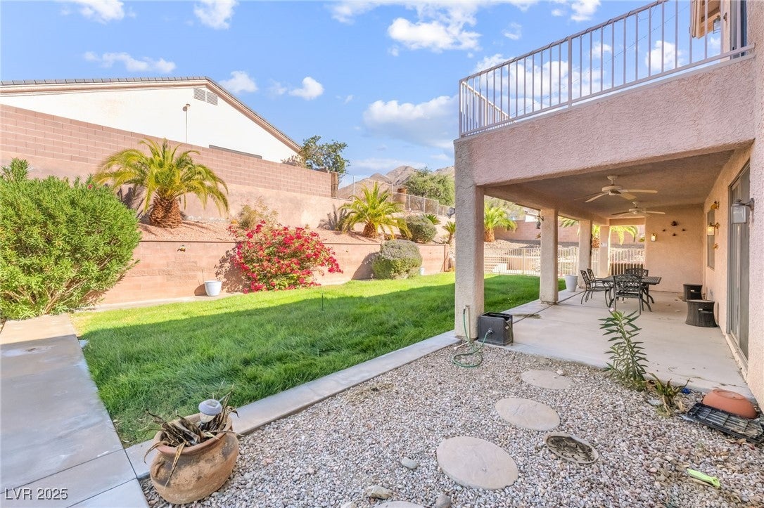 Las Vegas, Nevada, 89110, United States, 6 Bedrooms Bedrooms, ,3 BathroomsBathrooms,Residential,For Sale,1987091