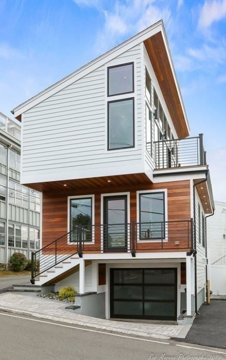 Nahant, Massachusetts, 01908, United States, 2 Bedrooms Bedrooms, ,2 BathroomsBathrooms,Residential,For Sale,1906833