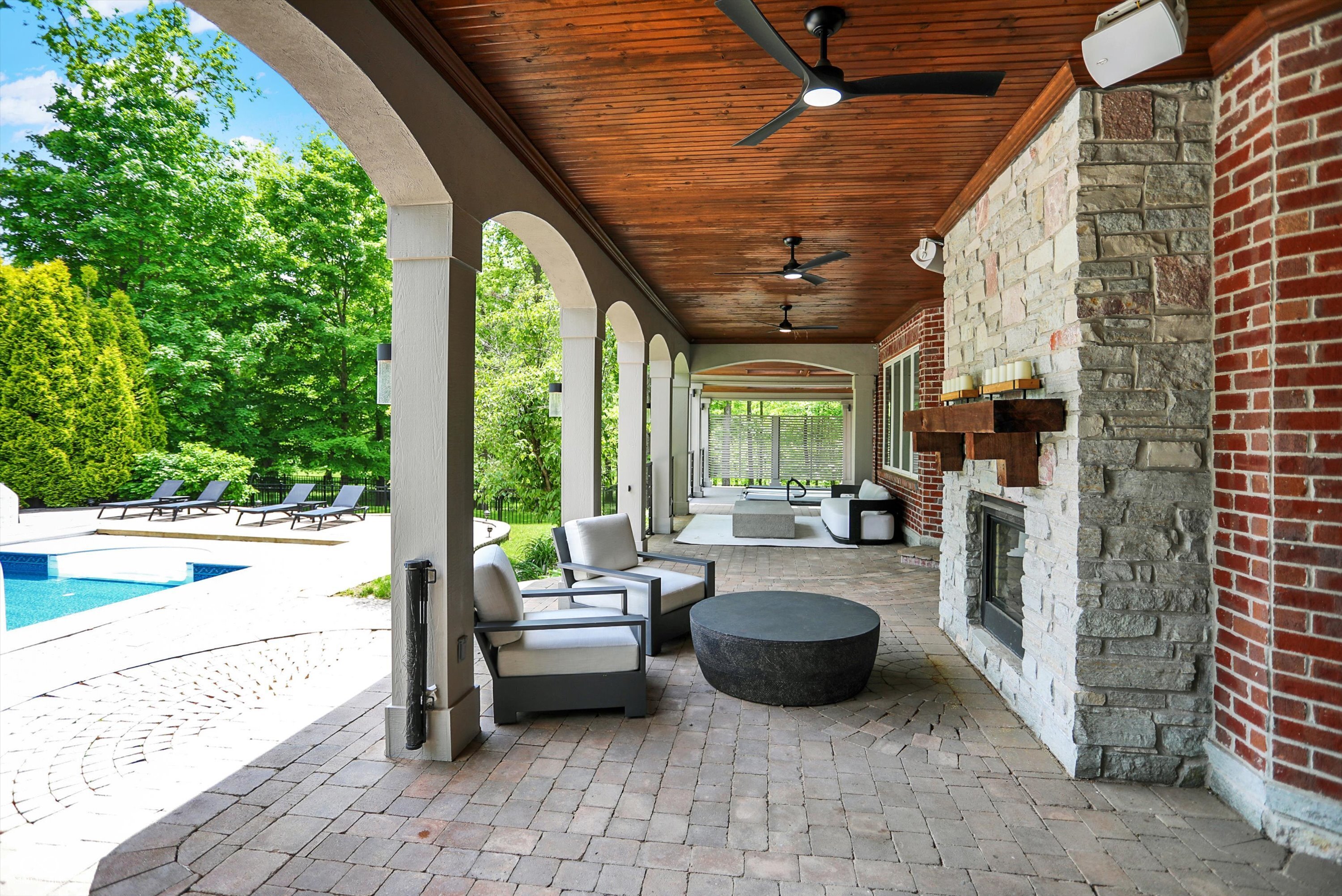 Noblesville, Indiana, 46062, United States, 6 Bedrooms Bedrooms, ,9 BathroomsBathrooms,Residential,For Sale,1979033