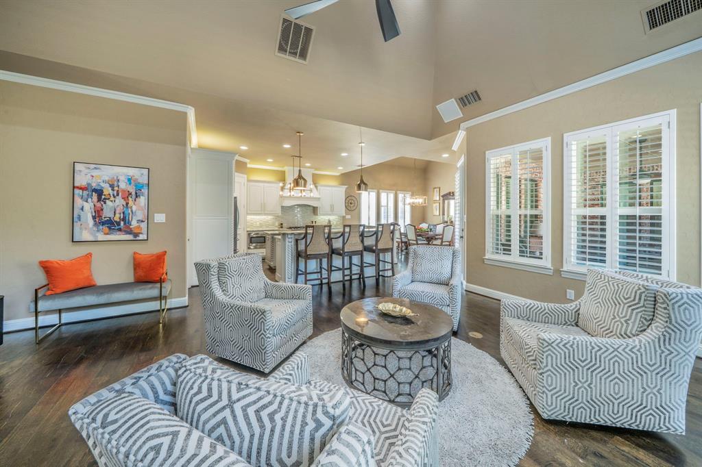 Bedford, Texas, 76021, United States, 3 Bedrooms Bedrooms, ,3 BathroomsBathrooms,Residential,For Sale,1983918