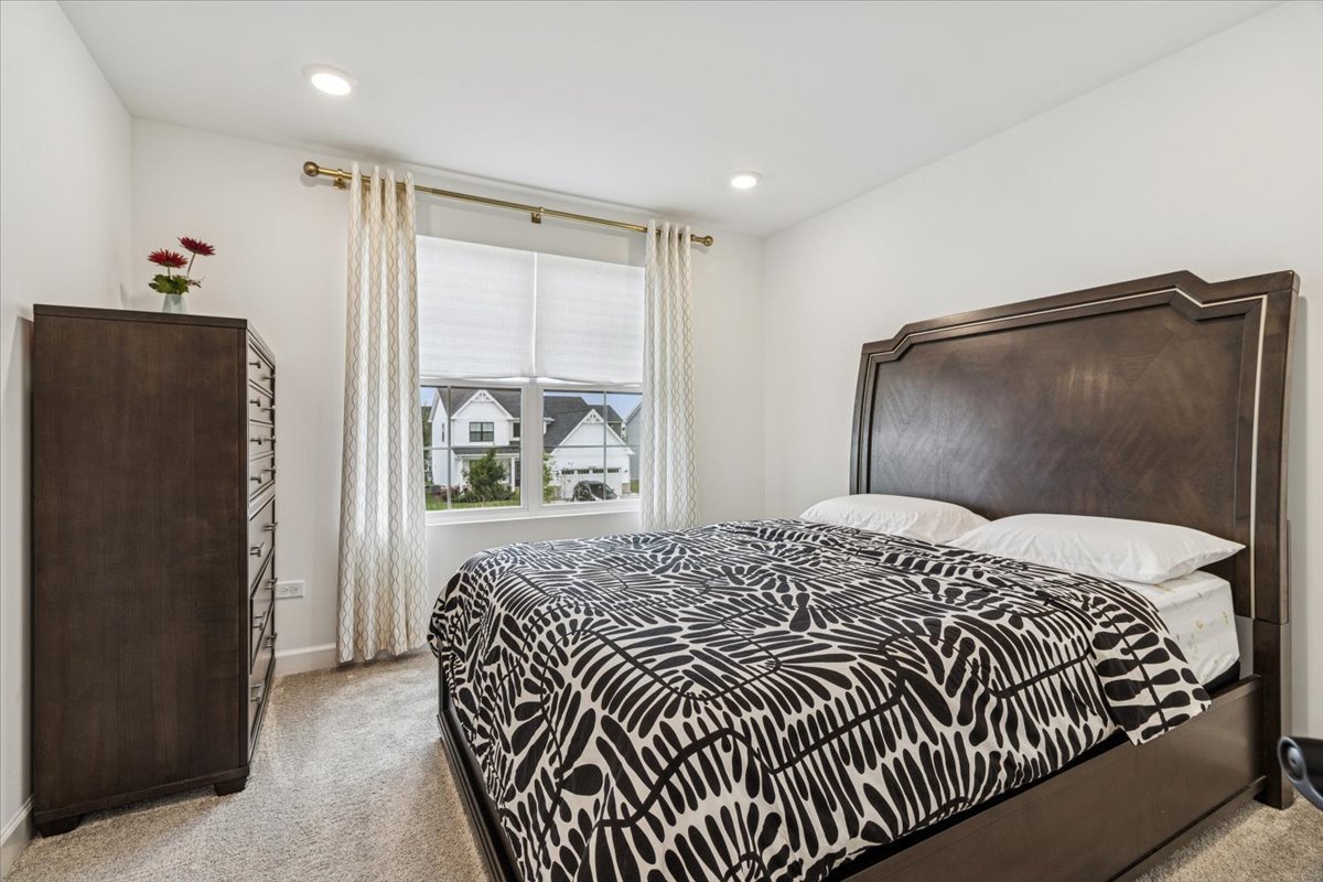 Plainfield, Illinois, 60544, United States, 3 Bedrooms Bedrooms, ,3 BathroomsBathrooms,Residential,For Sale,1967052