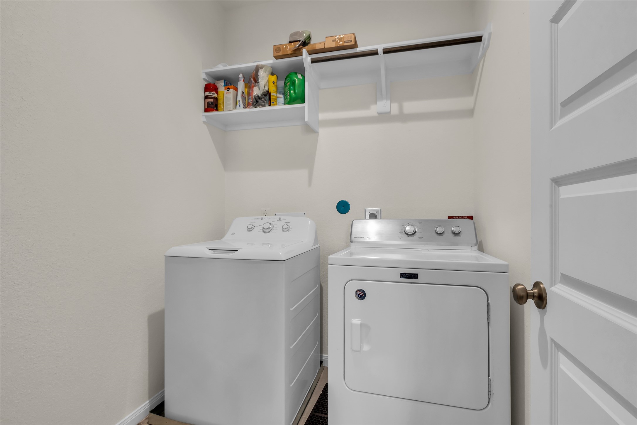 Houston, Texas, 77080, United States, 4 Bedrooms Bedrooms, ,4 BathroomsBathrooms,Residential,For Sale,1934317