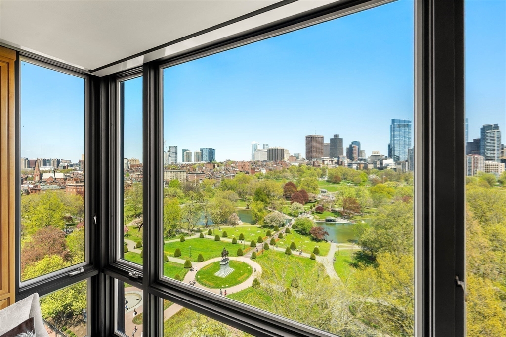 Boston, Massachusetts, 02116, United States, 1 Bedroom Bedrooms, ,2 BathroomsBathrooms,Residential,For Sale,1787577