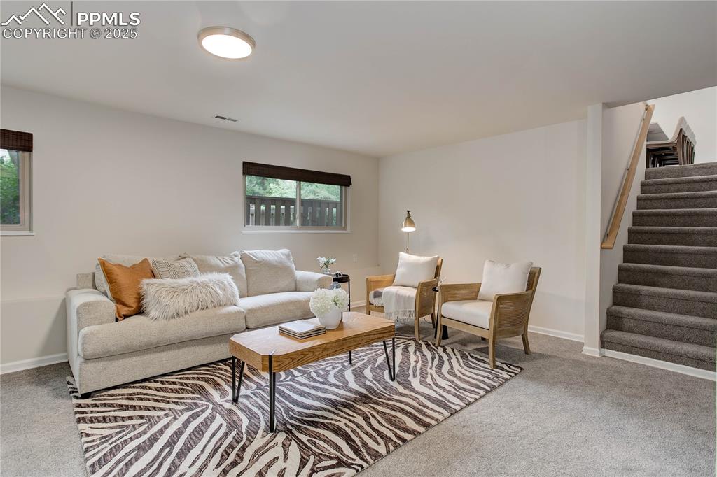 Colorado Springs, Colorado, 80919, United States, 4 Bedrooms Bedrooms, ,1 BathroomBathrooms,Residential,For Sale,1838425