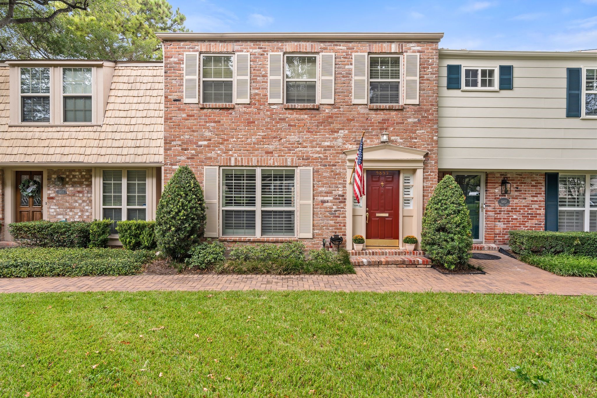  5855 Valley Forge Drive #109 - 物件實景