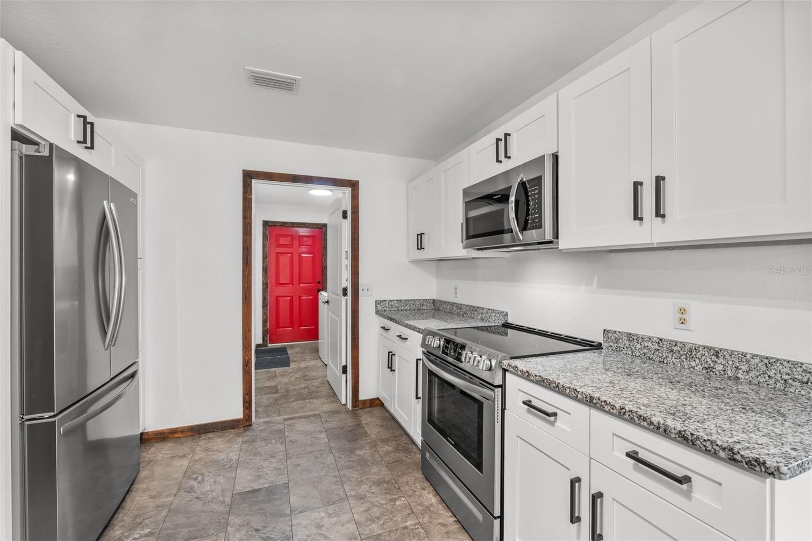 FROSTPROOF, Florida, 33843, United States, 4 Bedrooms Bedrooms, ,3 BathroomsBathrooms,Residential,For Sale,1864112