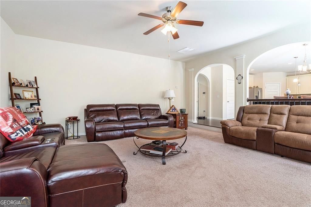 Loganville, Georgia, 30052, United States, 4 Bedrooms Bedrooms, ,4 BathroomsBathrooms,Residential,For Sale,1952006