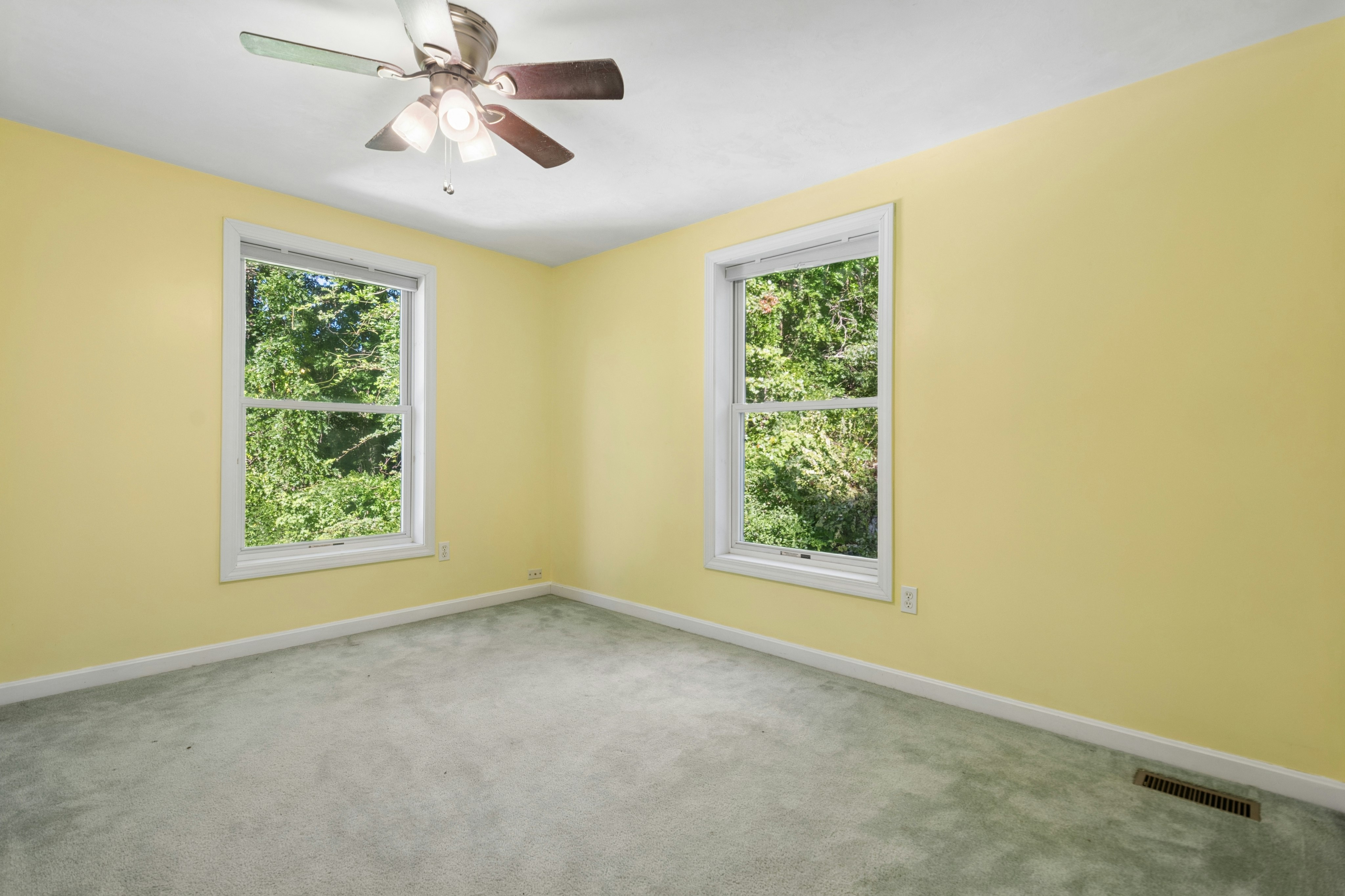  13 Calvin Street, Ayer, MA 01432 - 物件實景