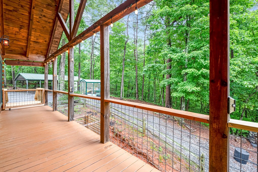 Ellijay, Georgia, 30540, United States, 3 Bedrooms Bedrooms, ,3 BathroomsBathrooms,Residential,For Sale,1999878