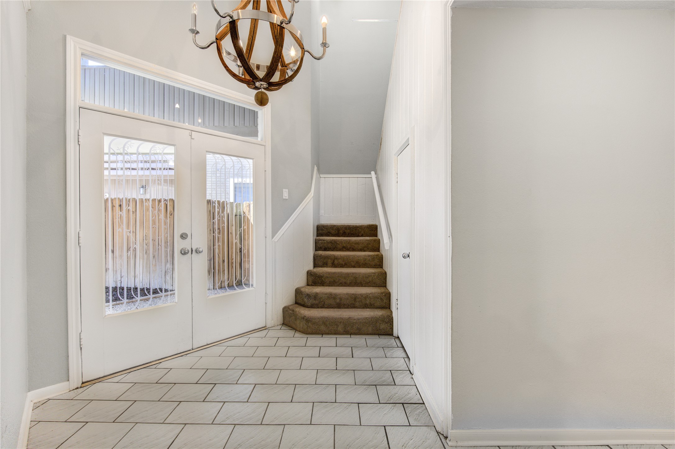  2524 Nantucket Drive B - 物件實景