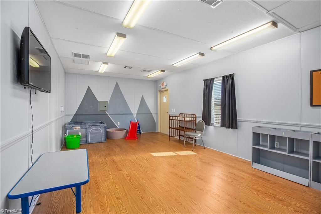 King, North Carolina, 27021, United States, ,Residential,For Sale,1941674