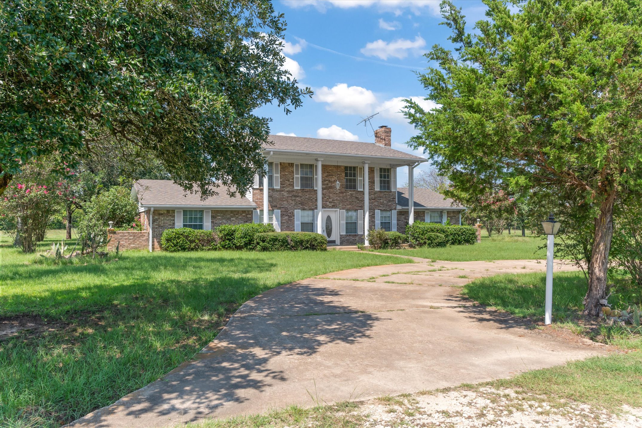 Wills Point, Texas, 75169, United States, 4 Bedrooms Bedrooms, ,3 BathroomsBathrooms,Residential,For Sale,1979230