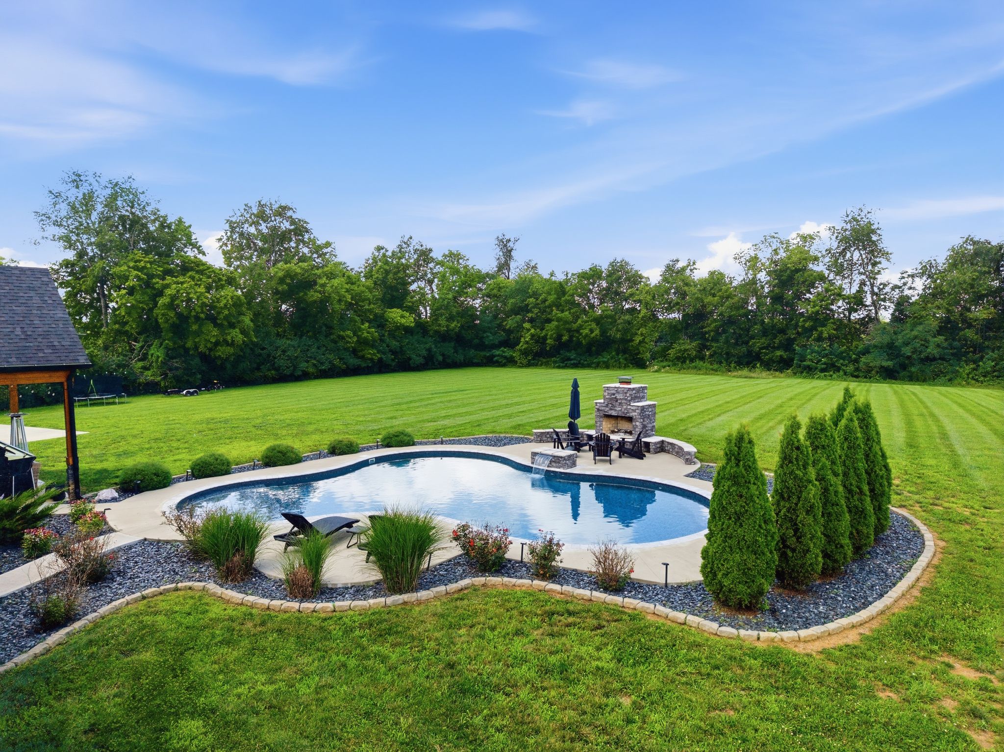  5039 Combs Ferry Road - 物件實景