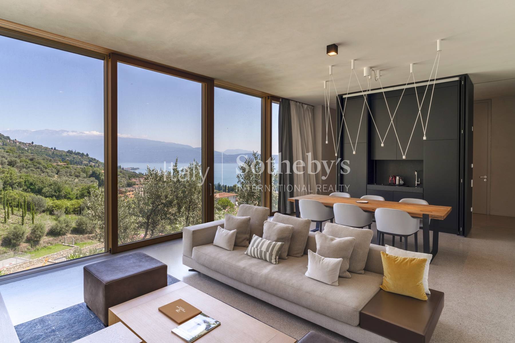  Lake view villa designed by David Chipperfield - 物件實景