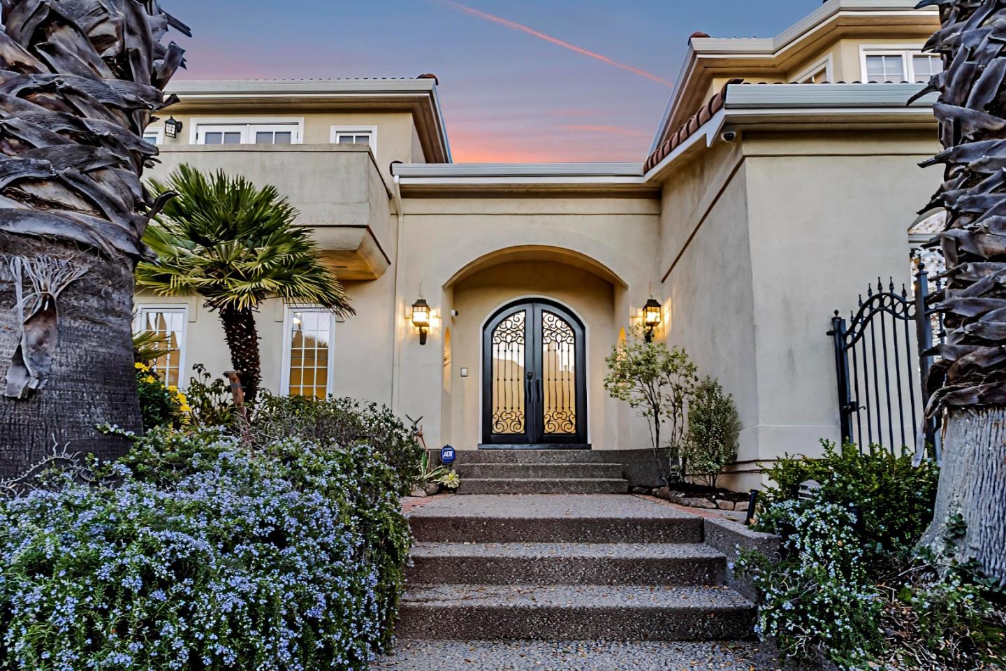 San Carlos, California, 94070, United States, 5 Bedrooms Bedrooms, ,5 BathroomsBathrooms,Residential,For Sale,1700172