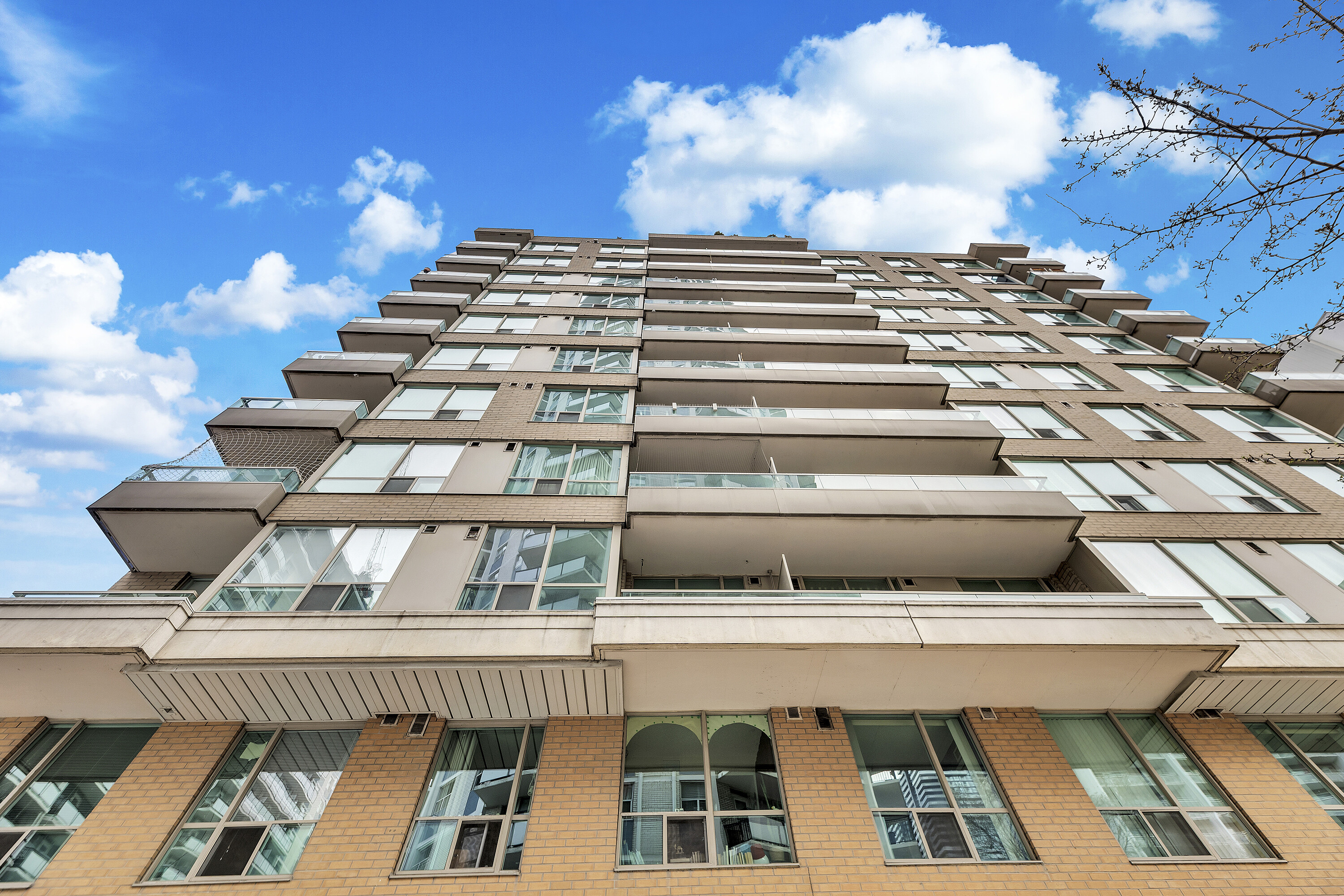  70 Alexander St #207 - 物件實景