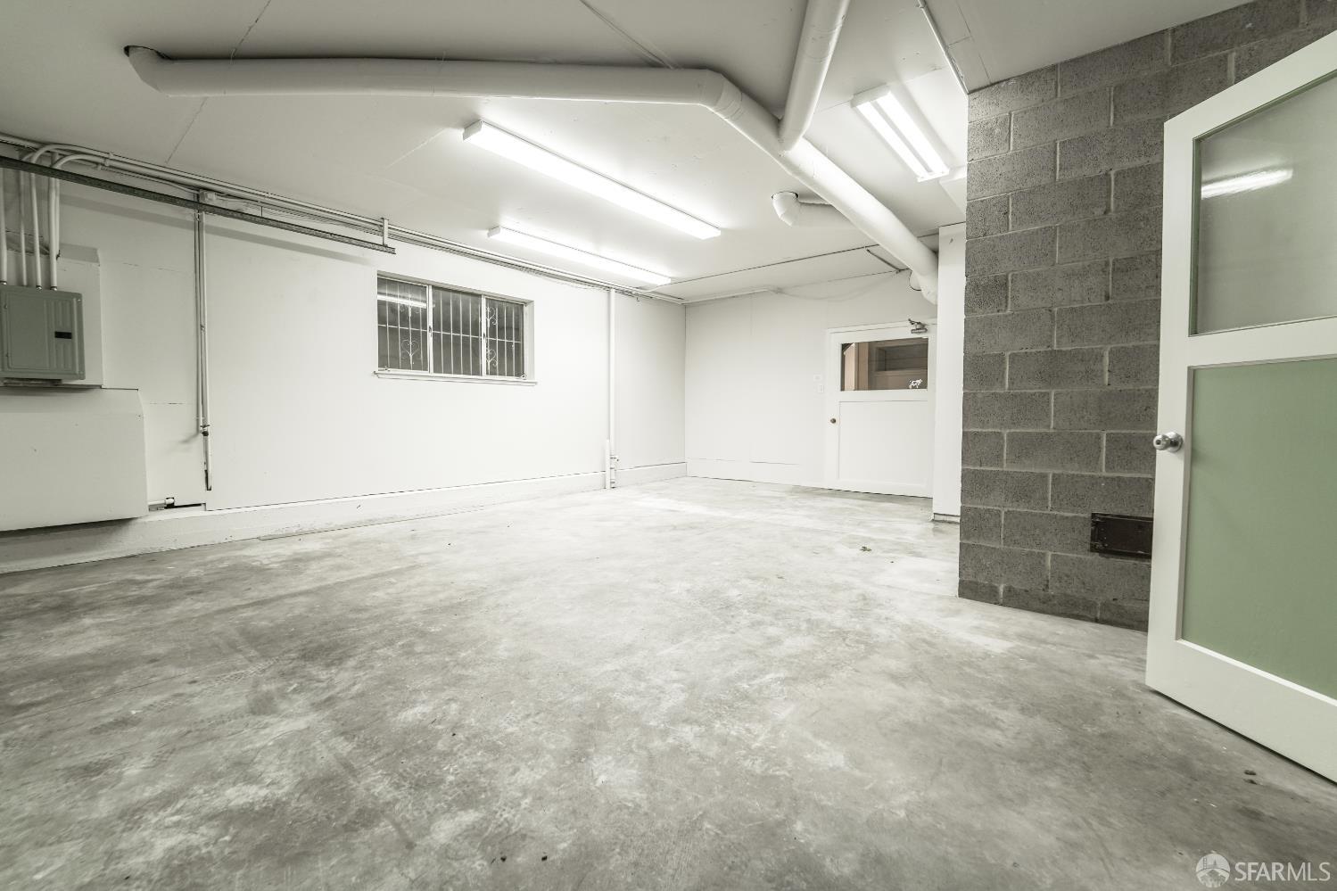 Daly City, California, 94014, United States, 4 Bedrooms Bedrooms, ,3 BathroomsBathrooms,Residential,For Sale,1992853