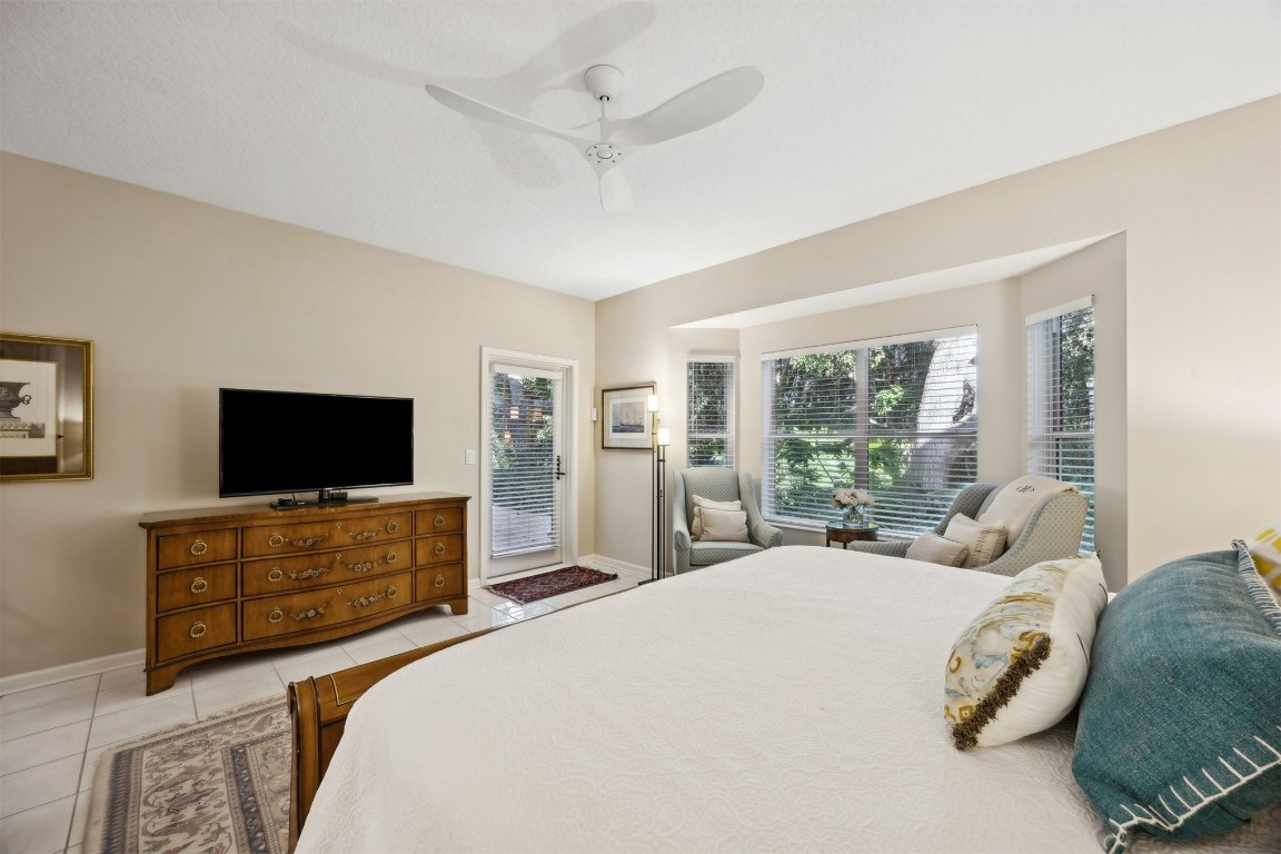 Fernandina Beach, Florida, 32034, United States, 4 Bedrooms Bedrooms, ,3 BathroomsBathrooms,Residential,For Sale,1989869