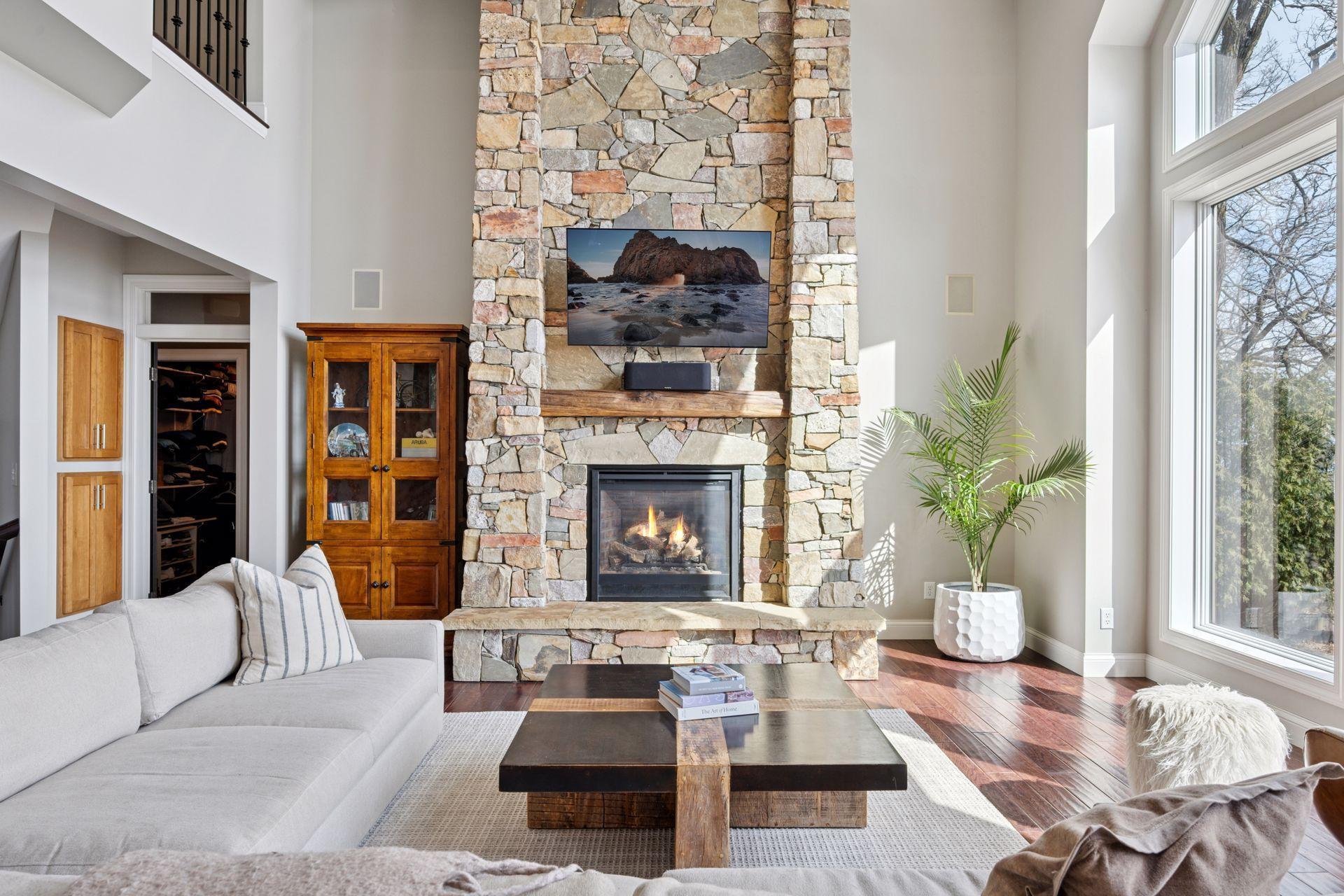 Spicer, Minnesota, 56288, United States, 5 Bedrooms Bedrooms, ,3 BathroomsBathrooms,Residential,For Sale,1993324