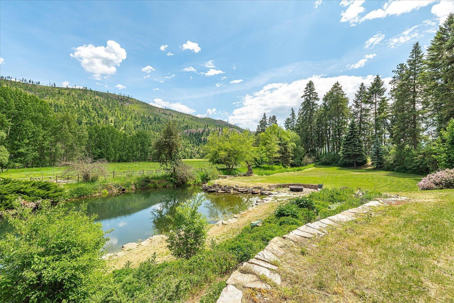 Colville, Washington, 99114, United States, 5 Bedrooms Bedrooms, ,3 BathroomsBathrooms,Residential,For Sale,2049319