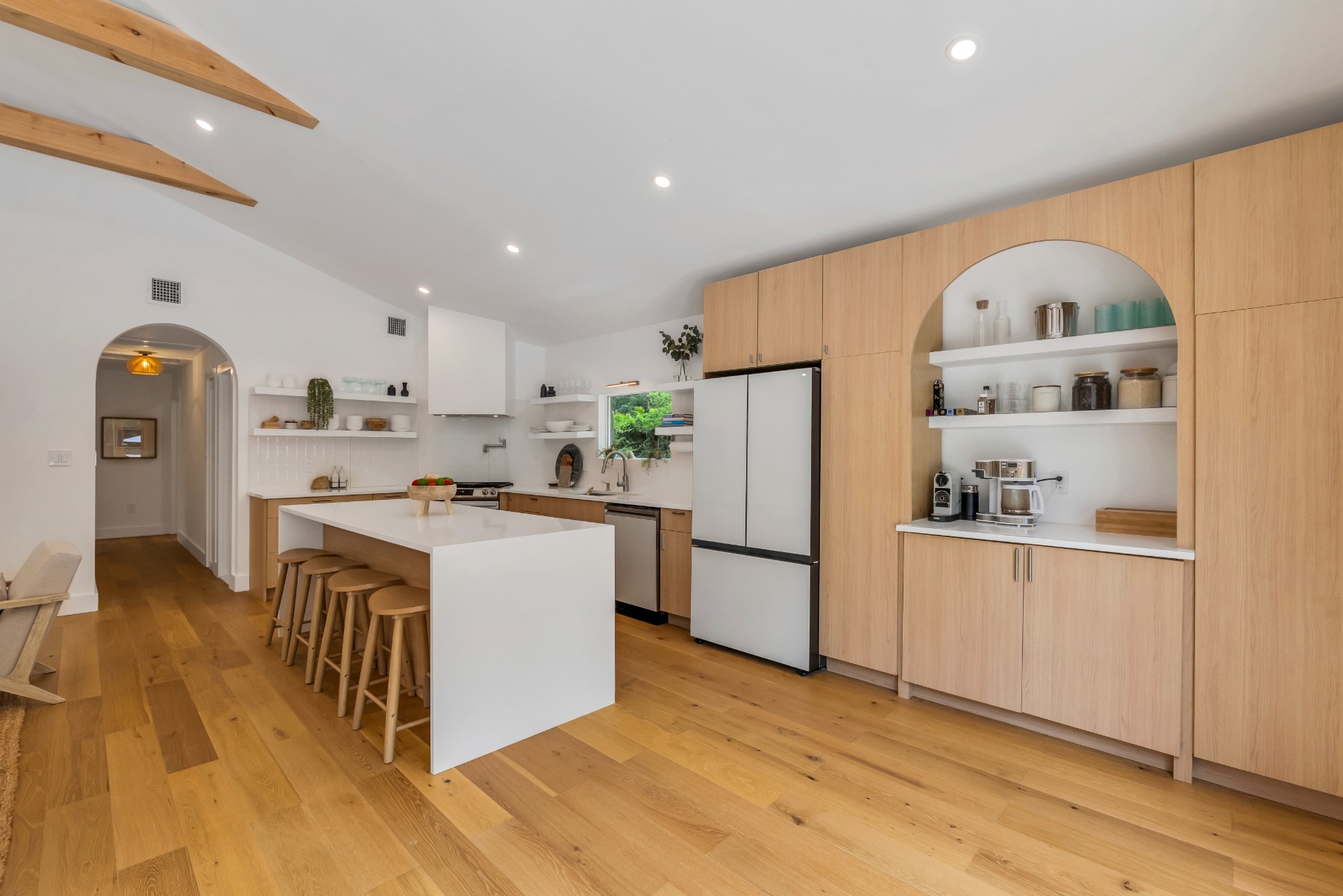  Modern Brand New 2025 Renovation - Stylish Southampton Retreat - 物件實景