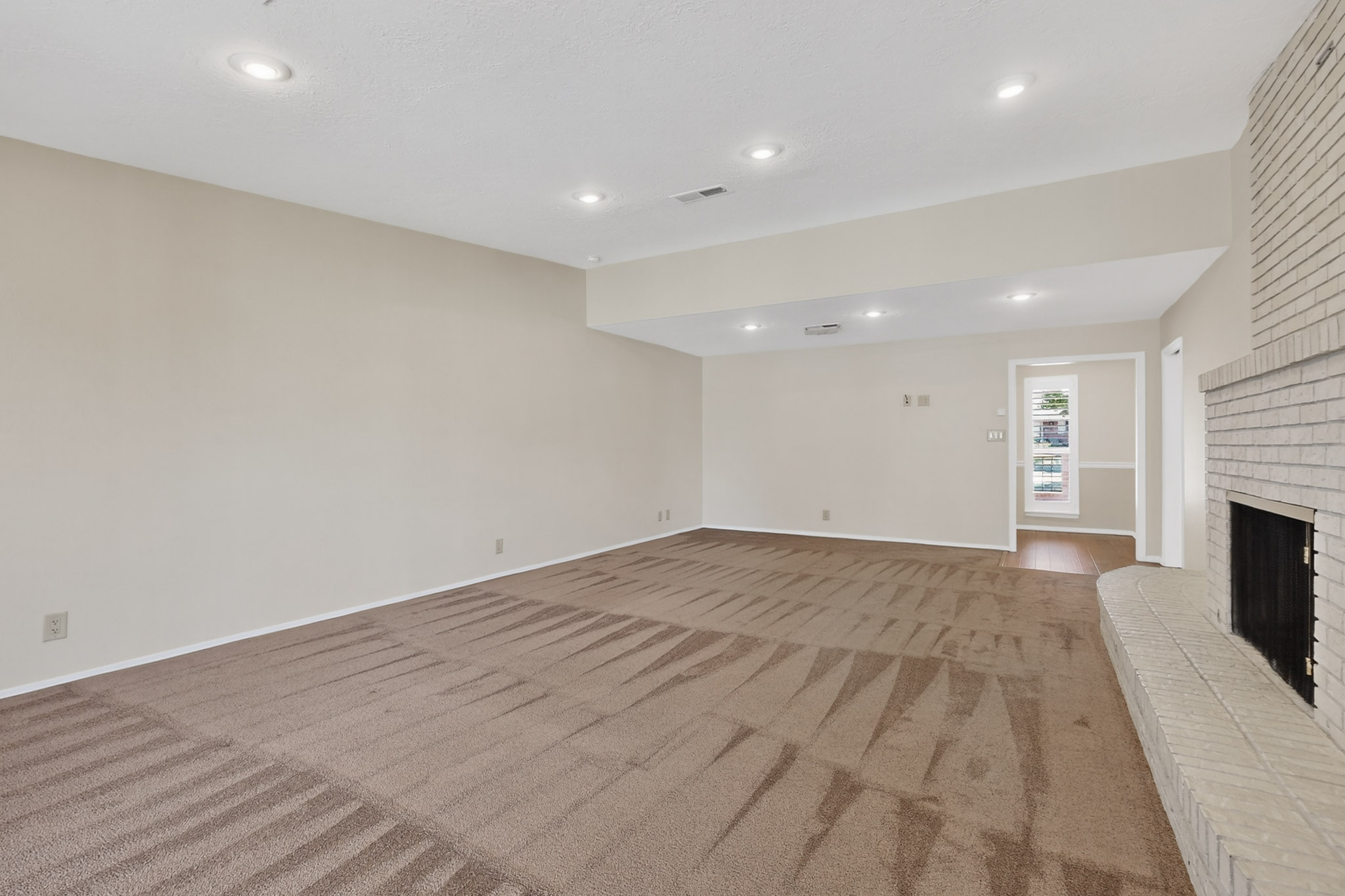 Albuquerque, New Mexico, 87109, United States, 4 Bedrooms Bedrooms, ,3 BathroomsBathrooms,Residential,For Sale,1985766