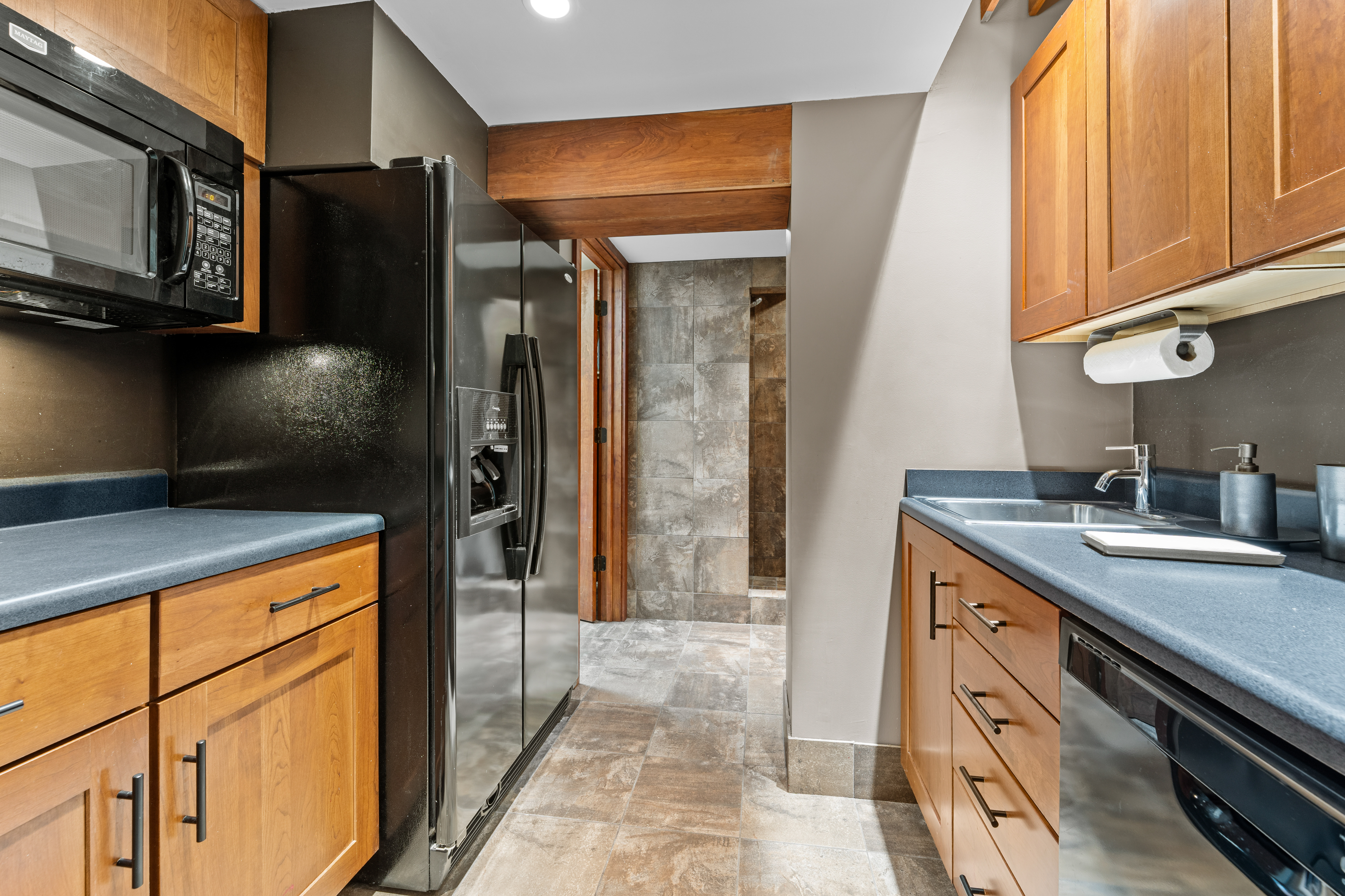  Striking Custom Home Set on 3.49 Private Acres in Wildwood - 物件實景