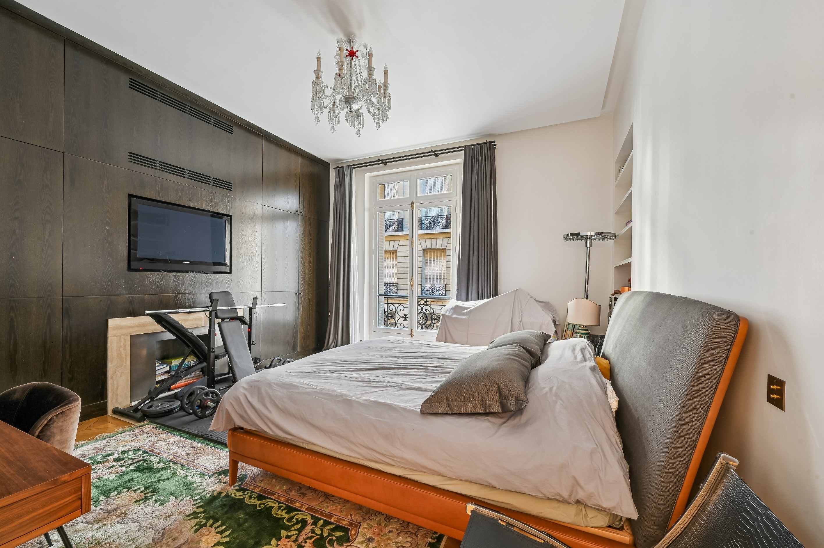  Avenue Foch — Exceptional Duplex Designed by Pierre Yovanovitch with Landscaped… - 物件實景