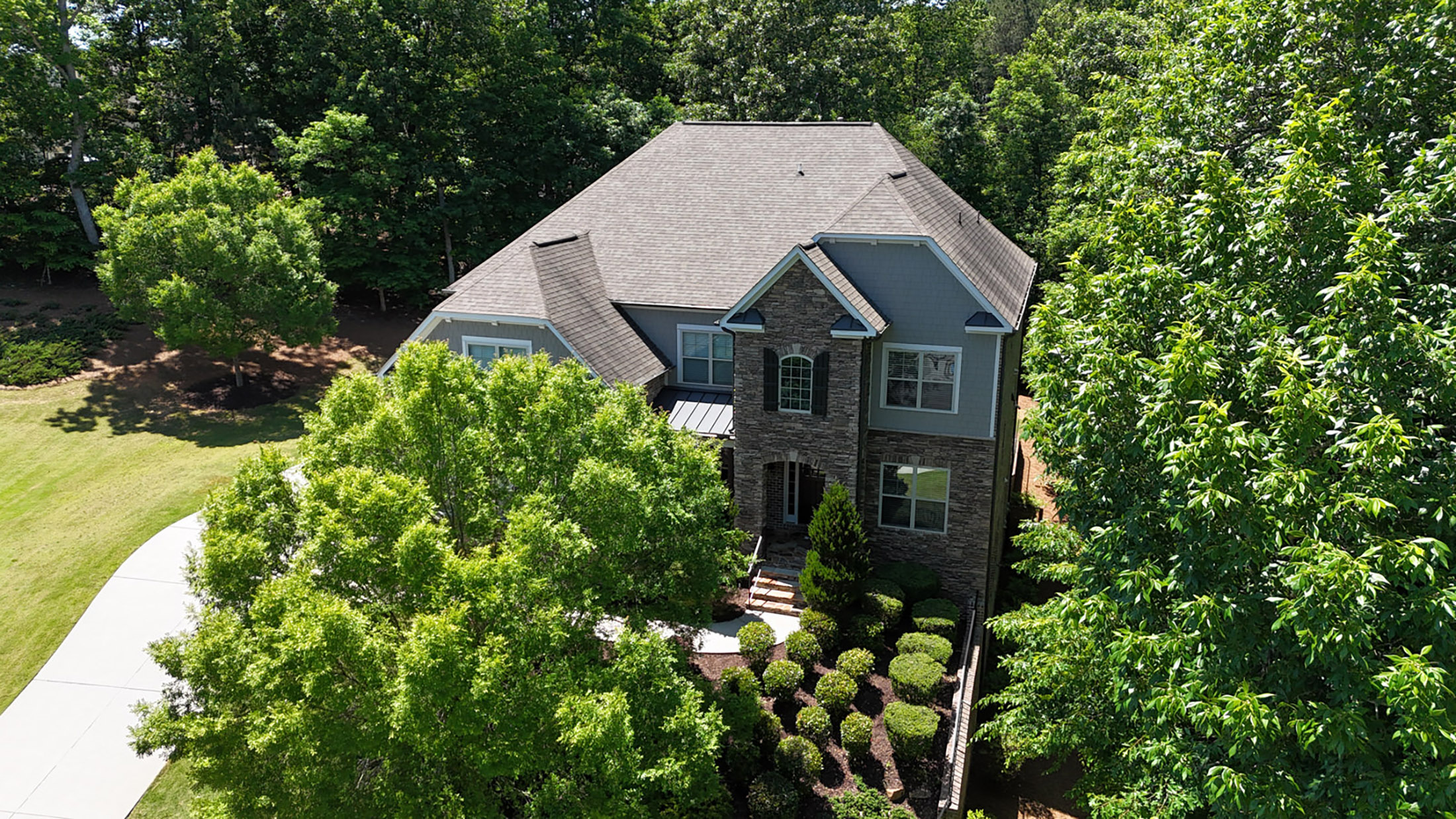  Set Along a Quiet and Tree-Lined Street in the Heart of Milton - 物件實景