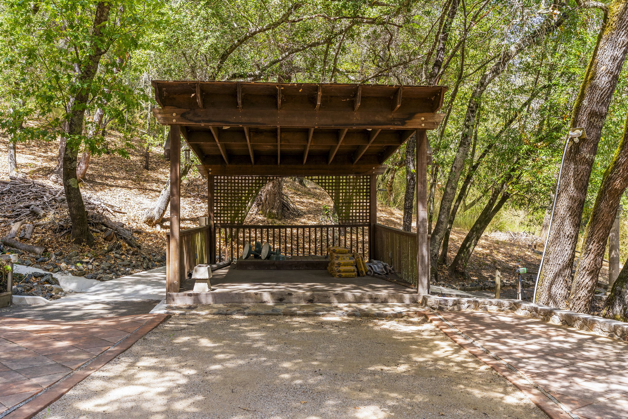  2145 NW Mount Veeder Rd - 物件實景