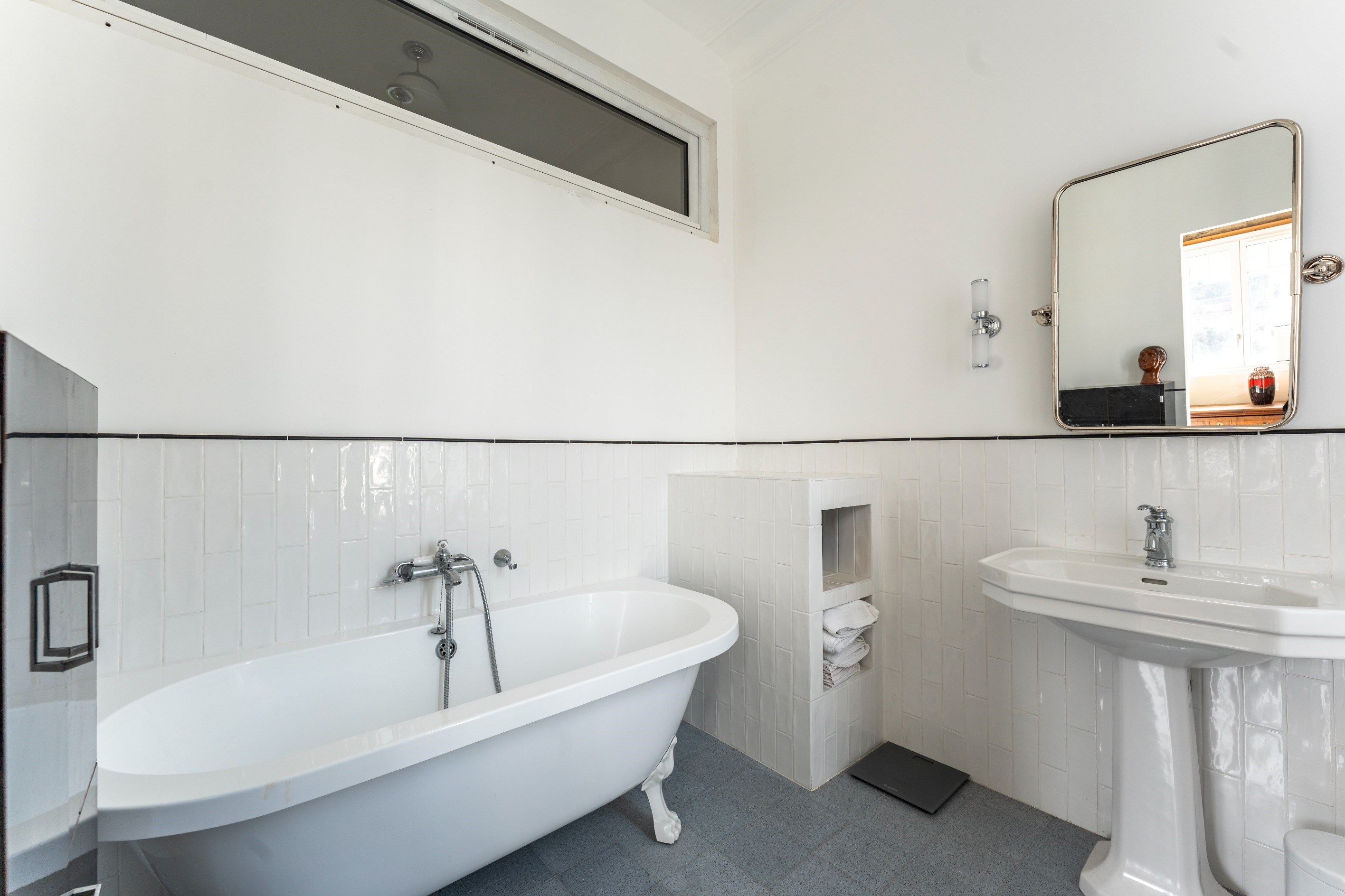  Art Deco Waterfront Masterpiece: A Rare 1930s Gem in Sauve, Gard - 物件實景