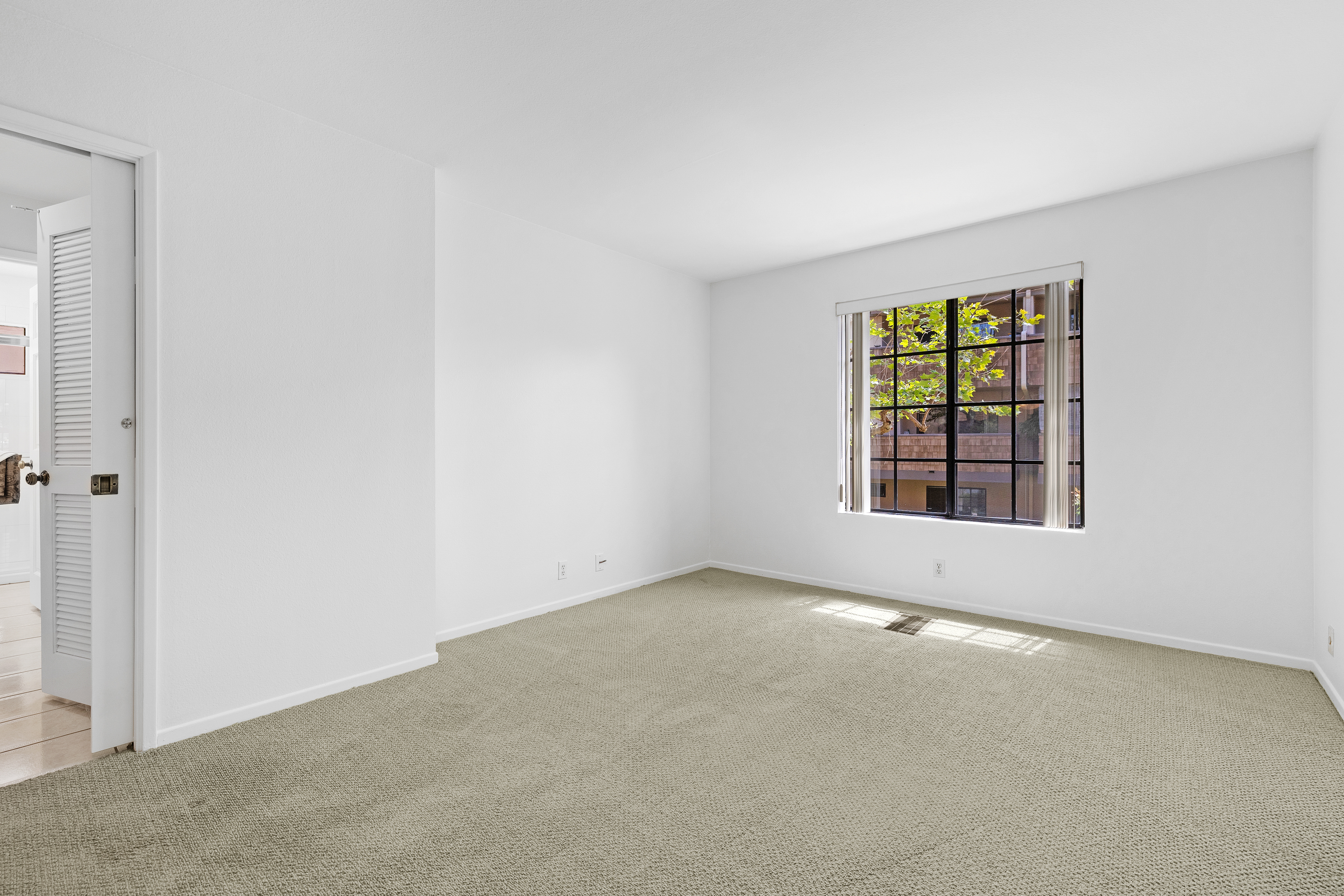  8870 Villa La Jolla Drive, San Diego, CA 92037 - 物件實景
