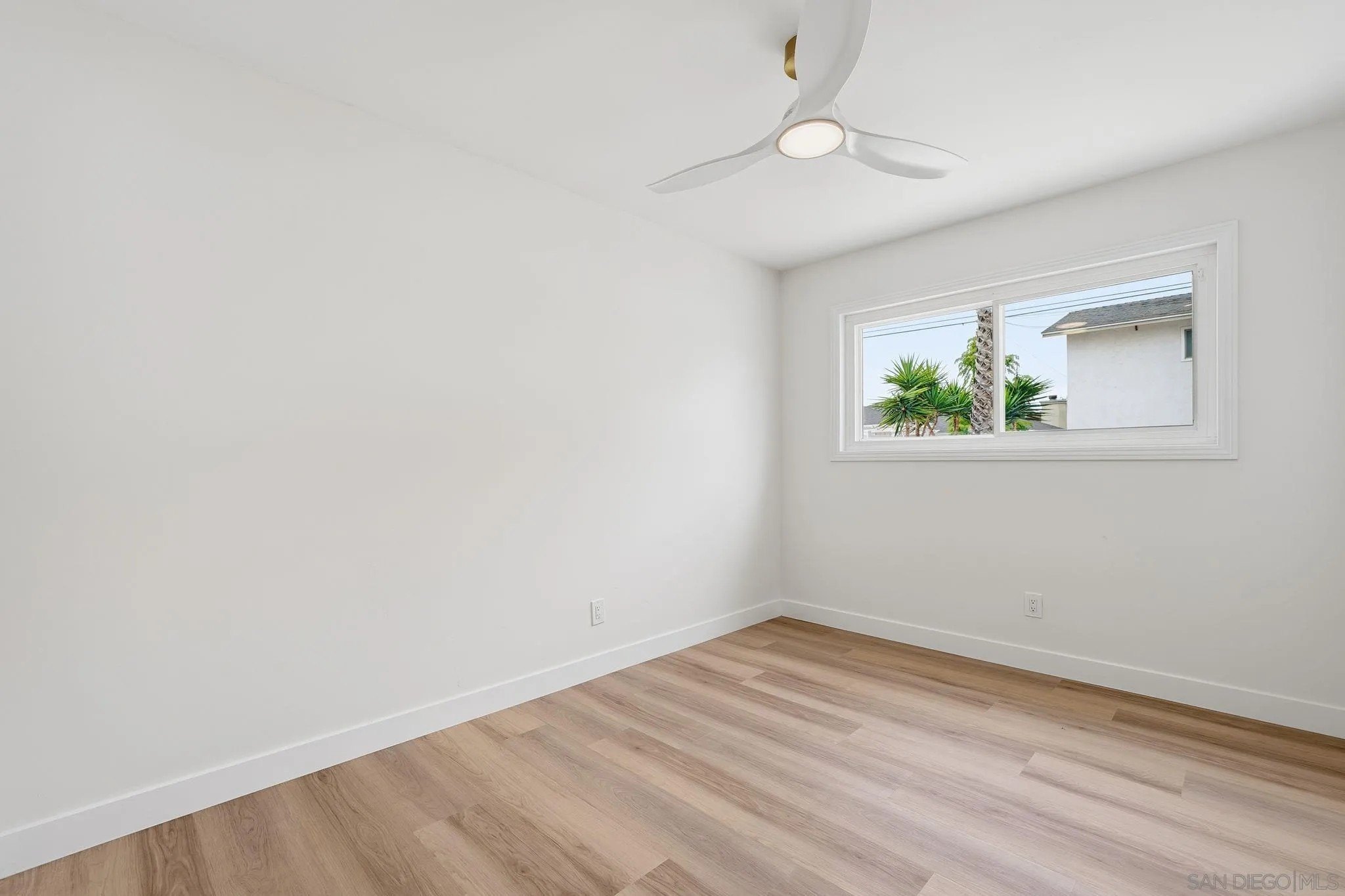 Imperial Beach, California, 91932, United States, 3 Bedrooms Bedrooms, ,2 BathroomsBathrooms,Residential,For Sale,1998958