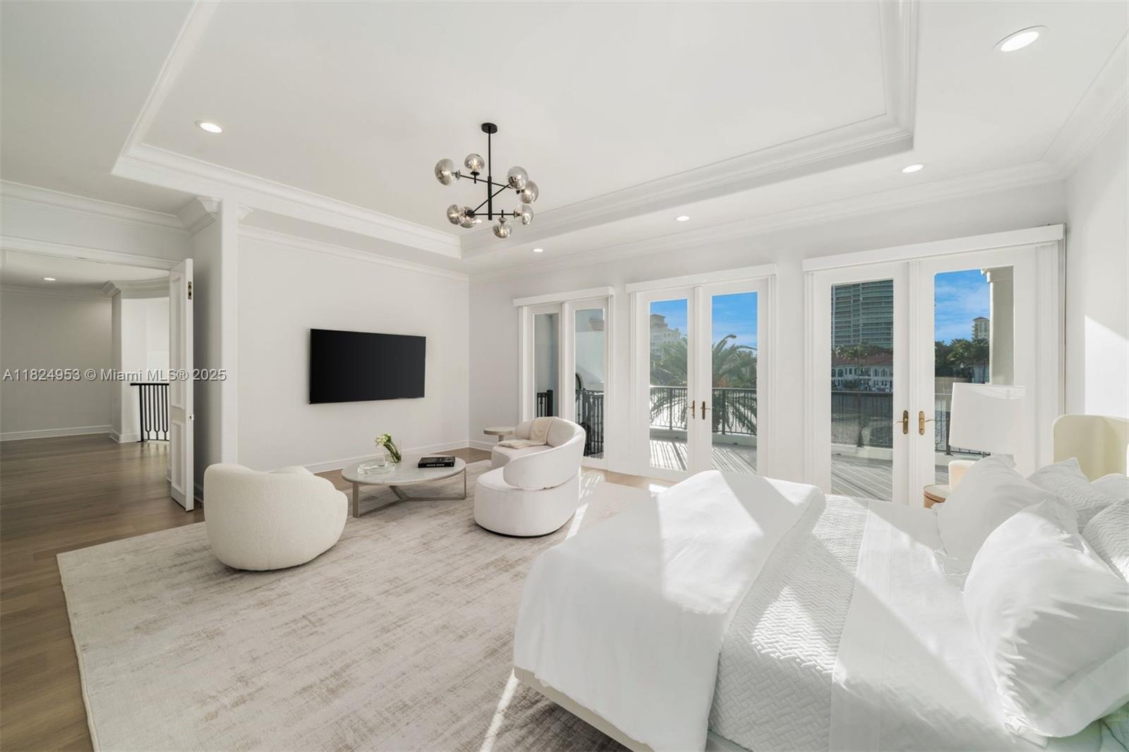 Golden Beach, Florida, 33160, United States, 6 Bedrooms Bedrooms, ,6 BathroomsBathrooms,Residential,For Sale,1866136
