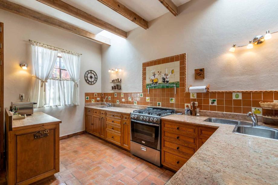 San Miguel de Allende, Guanajuato, 37760, Mexico, 3 Bedrooms Bedrooms, ,3 BathroomsBathrooms,Residential,For Sale,1990326