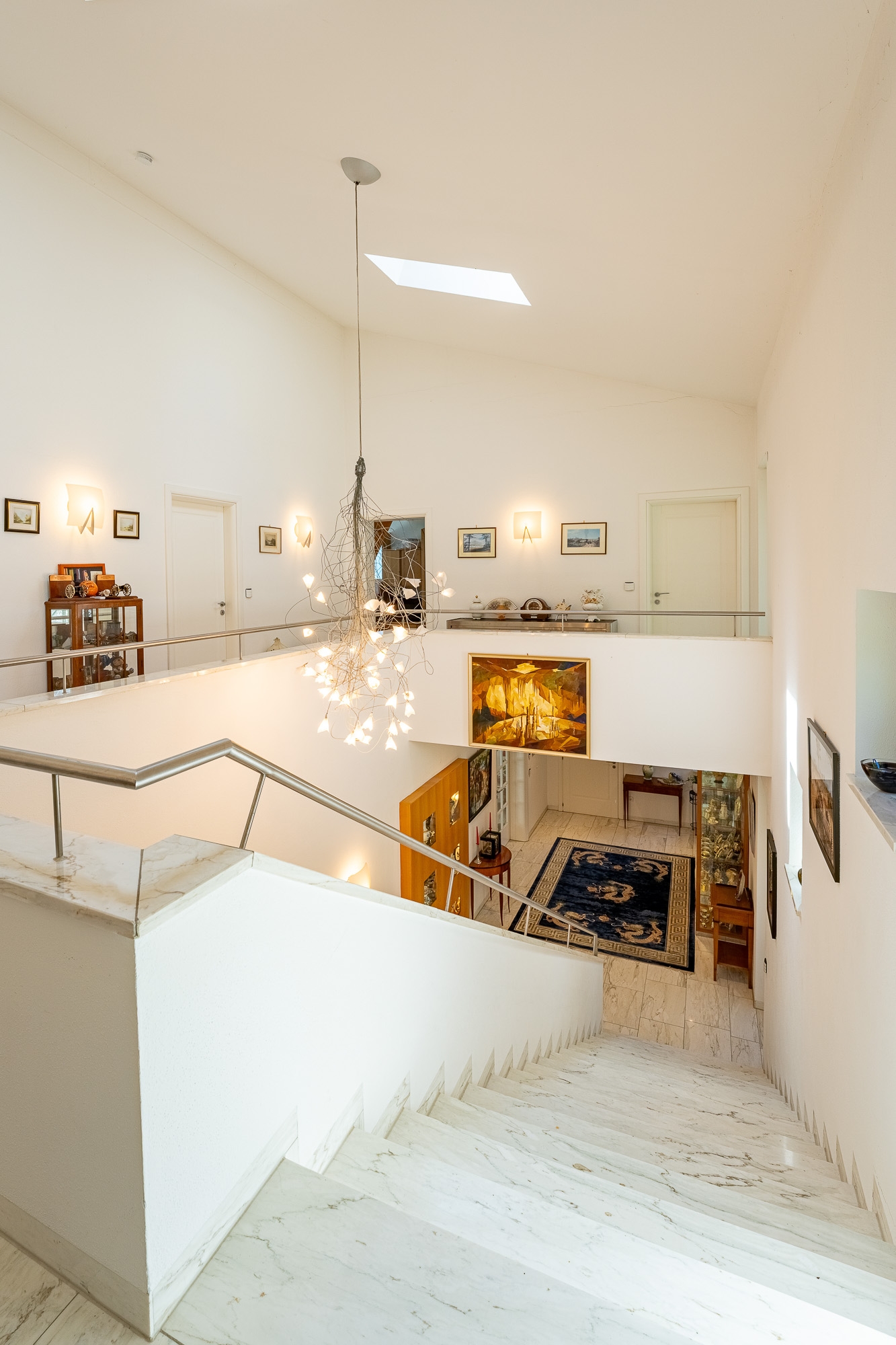  Spacious family home with a pool, spa, and park-like grounds - 物件實景