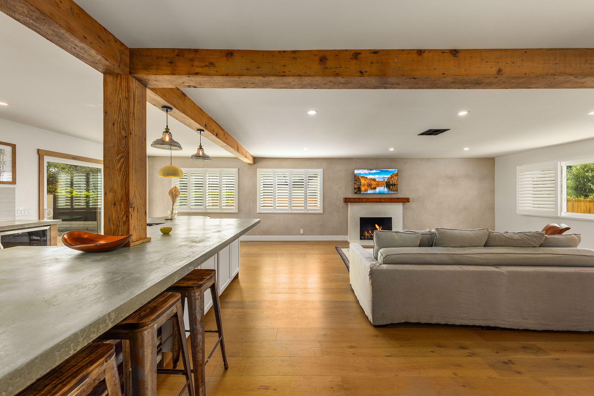  1994 East Ojai Avenue, Ojai, CA 93023 - 物件實景
