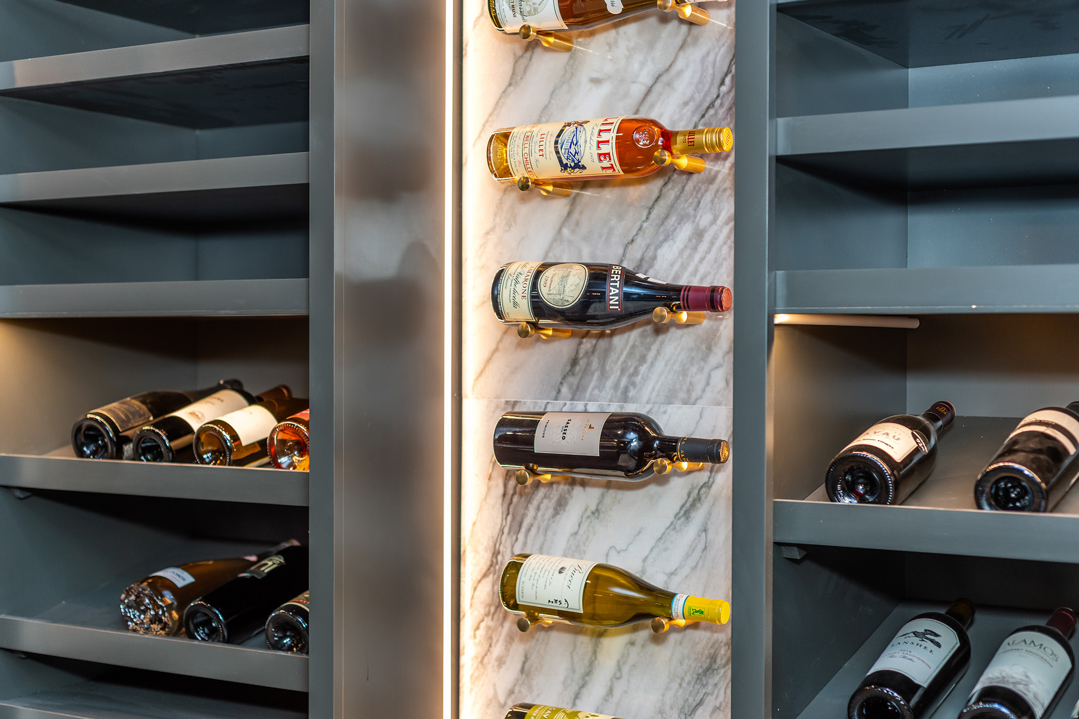  Welcome Home to this Impeccably maintained and Beautifully Appointed Estate - 物件實景