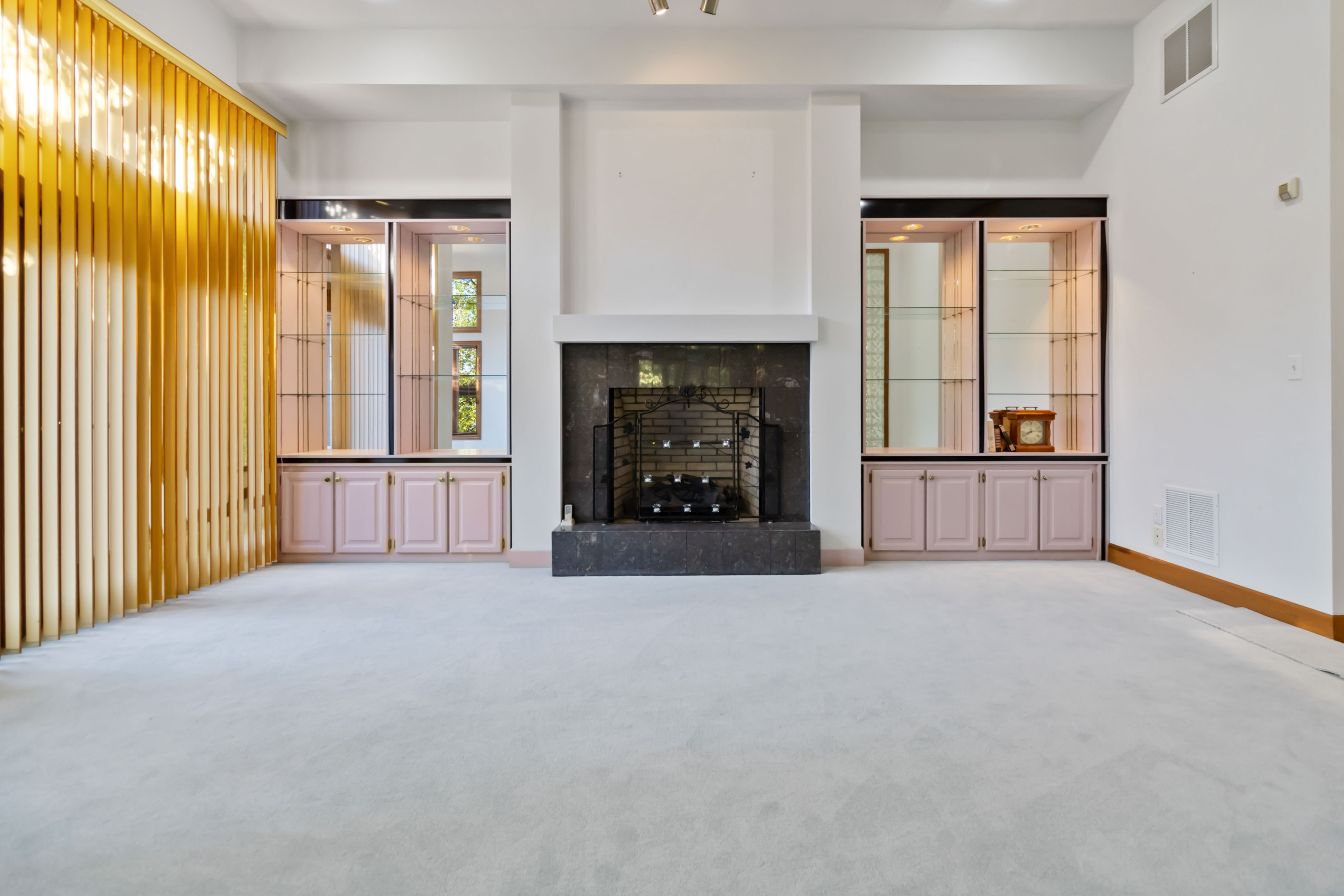 Somerset, Kentucky, 42501, United States, 4 Bedrooms Bedrooms, ,3 BathroomsBathrooms,Residential,For Sale,1980491