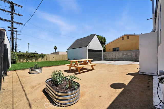 Los Angeles, California, 90047, United States, 2 Bedrooms Bedrooms, ,2 BathroomsBathrooms,Residential,For Sale,1935567